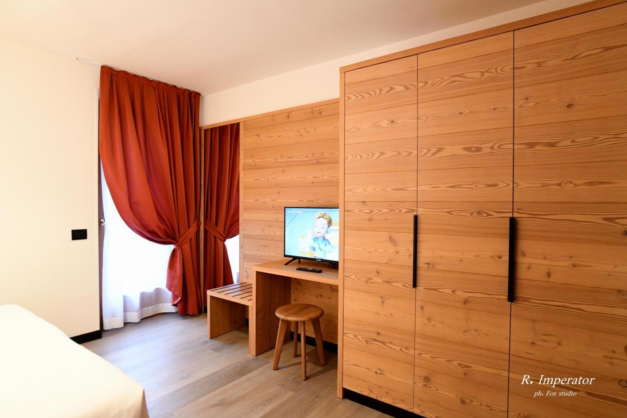 Park Residence Imperator Каризоло Экстерьер фото